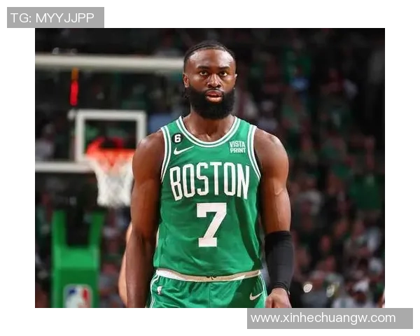 杰伦·布朗三双助力凯尔特人险胜骑士_593